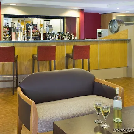 Holiday Inn Express Swansea East By Ihg 